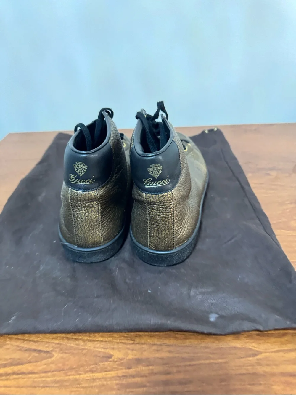 Retail $800 Gucci Men's Gold and Black High-Top Sneakers